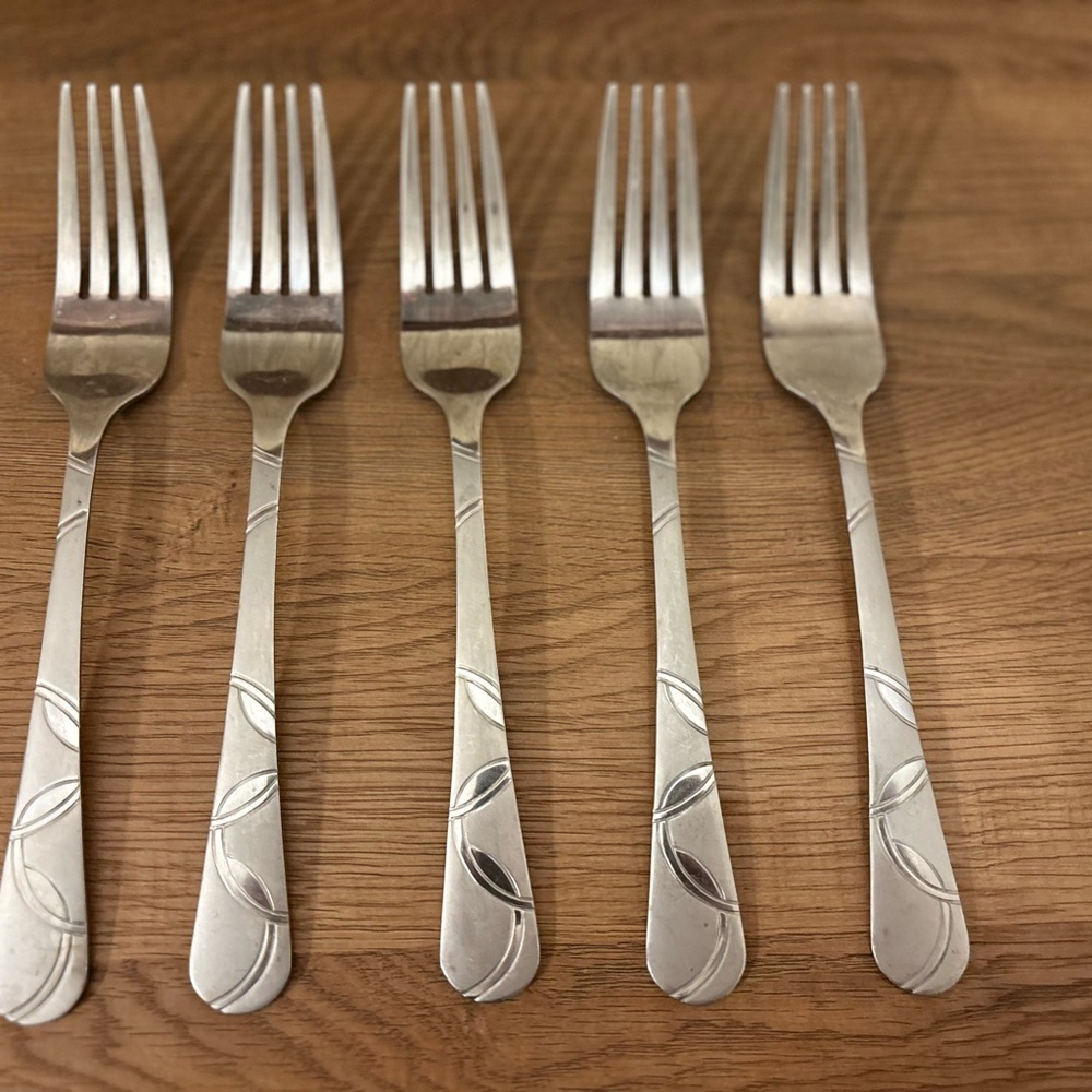 Set Of 5 Cambridge FELICITY‎ Stainless Dinner Forks Frosted Curves Flatware